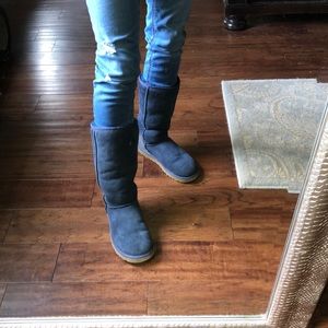 UGG classic Tall Blue boots size 7